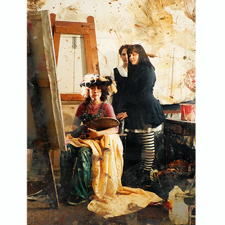 Wendy Sharpe (seated) poses with students Sarah Harvey & Joanne Sulivan. Photograph by John Barthomew